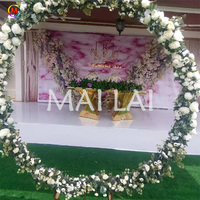 Vente en gros de table de banquet de mariage moderne en acier inoxydable ronde or/argent pour hôtel salle à manger et marié mariée