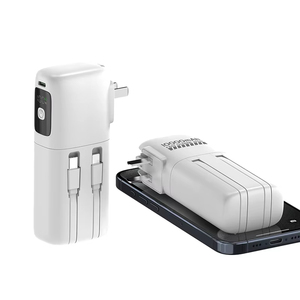 Batterie externe 22,5 W en gros, 10000 mAh, petite, avec câble, charge rapide 3-en-1 pour <span class=keywords><strong>voyage</strong></span>, extérieur et camping - Product Image 3