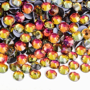 Strass en cristal OLeeya Premium 16 facettes Xirius, effet AB scintillant, à thermocoller, pour décoration de vêtements DIY - Product Image 5