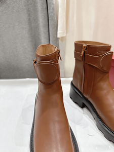 Botas Chelsea con Correa Ajustable en el Tobillo y Suela Gruesa para Mujer, Otoño Invierno, Estilo Valentino - Product Image 4