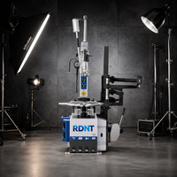 Machine à changer les pneus automatique à bras oscillant haute efficacité, équipement de démontage de pneus de voiture, colonne de levage 110V/220V/380V 8-10bar LEO