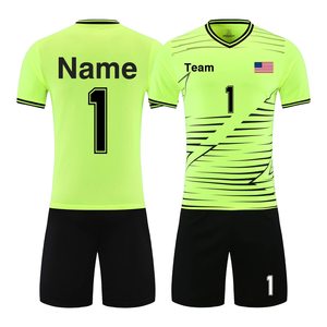 Nieuwe stijl bedrukte voetbaltenue met korte mouwen, sneldrogend, aangepaste teamnaam voor unisex - Product Image 4