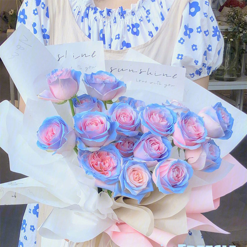 20 selected pink ice blue roses grade c-d [spray color]