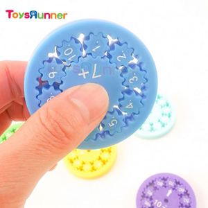 Spinner Antiestrés Personalizado con Logotipo para Niños, Juguete Sensorial de Plástico para Apretar, para Niños de 5 a 7 Años, Juguete Novedoso de Matemáticas - Product Image 2