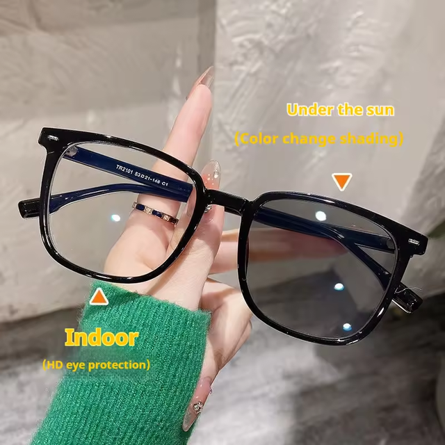 New Photochromic Anti-blue Glasses Black Frame Photochromic Discoloration Glasses Frame