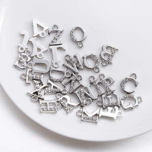 Gros alliage de laiton strass brillants minuscule 11mm petit alphabet lettre pendentif breloque pour collier boucle d'oreille bricolage fabrication - Product Image 2