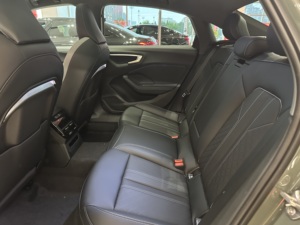 Nouvelle Audi A5L 2026 Essence Automatique Berline à Châssis Long Conduite à Gauche Édition Sport <span class=keywords><strong>Plus</strong></span> Premium - Product Image 6