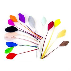Pluma de ganso de colores, joyería, pendiente, decoración, plumas de cisne de 15-20cm/6-8 pulgadas para manualidades, 50 unids/pack - Product Image 1