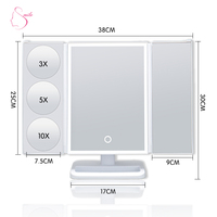 Conception de stockage de base en gros d'usine trois niveaux de luminosité LED miroir de courtoisie anti-poussière miroir de maquillage grossissant à trois volets