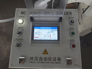 Poinçonneuse <span class=keywords><strong>cnc</strong></span> automatique pour trous métalliques - Product Image 5