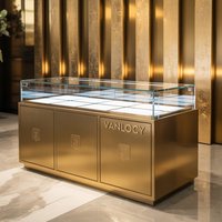 Vitrine en verre moderne personnalisée pour les magasins Présentoir au détail Grande vitrine à bijoux pour bijoux