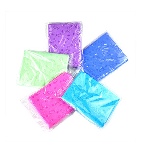 ผ้าขนหนูดูดซับสำหรับสัตว์เลี้ยง PVA 66x43 ซม. กระเป๋ามีซิป อุปกรณ์อาบน้ำสุนัข หนาขึ้น ลายการ์ตูน หลายสี - Product Image 1