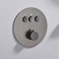 Mitigeur de douche mural dissimulé au design moderne, motif de pulvérisation de pluie chaude et froide