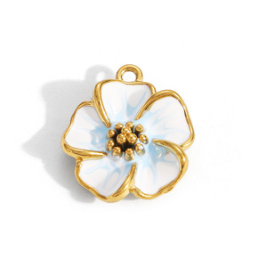 SUMMLY DIY Vente en gros de pendentifs en forme de fleur, de <span class=keywords><strong>chat</strong></span>, de poisson, de cœur, plaqués <span class=keywords><strong>or</strong></span> 18 carats, en acier inoxydable, breloques de plage, bijoux de mode - Product Image 5