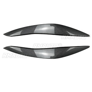 Autocollants pour les sourcils des phares avant de voiture, aspect noir brillant/carbone, pour BMW Série 5 F10 F11 2011-2014 - Product Image 3