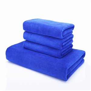 Serviette de bain en microfibre de qualité supérieure avec logo personnalisé, épaisseur 400 g/m², taille 70x140 cm - Product Image 1