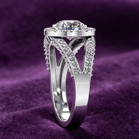Bague de Fiançailles en Argent Sterling 925 avec Moissanite Ronde Scintillante 14*14mm, Anneau Ouvert à Branches Fendues et Pierres Pavées Latérales, Bague de Mariage pour Femme