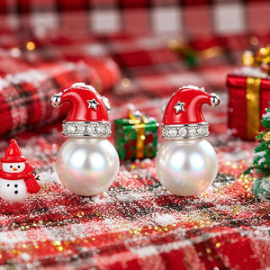 Orecchini a perno con cappello di Natale da donna, design invernale per le feste, accessori per l'orecchio da indossare tutti i giorni - Product Image 5
