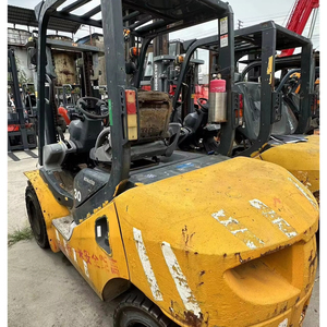 Montacargas Komatsu Usado Original de Japón, 3 Toneladas, Modelo FD30, en Buen Estado, a Bajo Precio - Product Image 1