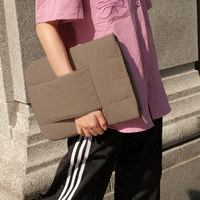 Sac à bandoulière personnalisé durable pour ordinateur portable avec fente pour sangle de bras, léger, pour voyages d'affaires, compatible avec ordinateurs portables, tablettes, gadgets et accessoires, OEM ODM
