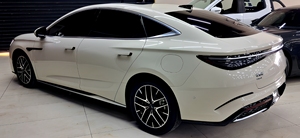Voiture électrique 4 roues motrices BYD Seal 07 DMi 2025 - Product Image 5