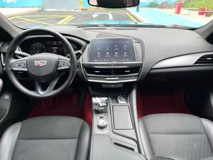 Cadillac CT5 2.0T 10AT Luxury Entry Sedan 2022 d'occasion, 237 CV, propulsion arrière, 4924 mm de long, 1883 mm de large, 2947 mm d'entre-essieux, export - Product Image 5