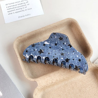 Pince à cheveux en PVC coloré motif griffe de requin à pois rouges, simple, élégante et raffinée, accessoire pour l'arrière de la tête, idéale pour queues de cheval hautes