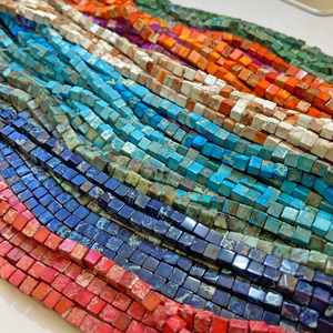 Perline Quadrate Naturali di Pino Imperiale Bohemia da 4mm Semi-Turchese Lavorate a Mano per Bracciali e Collane Fai-da-Te Accessori per Gioielli - Product Image 1
