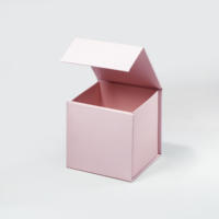 Boîte pliante rose avec logo personnalisé Boîte cadeau de luxe Boîte d'emballage en carton Avec ruban