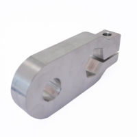 Bras de serrage en aluminium usiné CNC sur mesure OEM, avec alésage hexagonal, pour équipement mécanique, pièces de liaison et raccords de bras