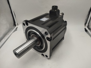 โรงงานซีเฮงมอเตอร์ ไดรเวอร์ AC 1.3KW 1500RPM 220Vac คุณภาพมาตรฐาน CE พร้อมเอนโค้ดเดอร์แบบ Absolute 17 บิต  แบบเฟสเดียว/สามเฟส ขนาด 130 มม. - Product Image 2