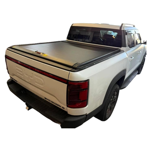 Couverture de benne manuelle à enroulement pour camions BYD Ranger, en aluminium, rétractable, étanche, verrouillable, avec éclairage LED - Product Image 3