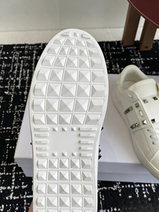 Zapatillas Deportivas Casuales de Cuero Blanco con Decoración de Remaches Coloridos, Zapatos de Plataforma con Cordones para Hombre y Mujer - Product Image 5