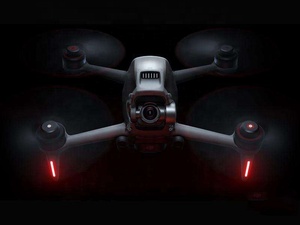 โดรน FPV ควบคุมระยะไกลแบบควอดคอปเตอร์ พร้อมกล้อง 4K UHD ตัวเครื่องพลาสติก พับเก็บได้ มอเตอร์แบบไร้แปรงถ่าน ระยะส่งสัญญาณไกล 10 กม. - Product Image 6