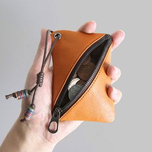 Porte-monnaie élégant avec plusieurs compartiments, porte-cartes en cuir - Product Image 4