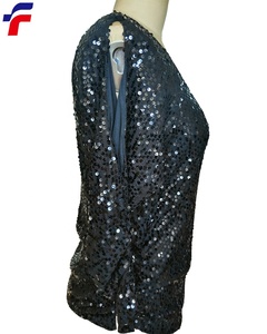 Vente chaude <span class=keywords><strong>de</strong></span> <span class=keywords><strong>Noël</strong></span> partout <span class=keywords><strong>tunique</strong></span> à paillettes manches épaules ouvertes col bateau élastique ruché coutures latérales - Product Image 2