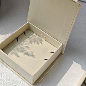 Boîte cadeau rigide de luxe avec couvercle et base, structure <span class=keywords><strong>en</strong></span> carton premium, emballage pour bijoux, cosmétiques, cadeaux, <span class=keywords><strong>vente</strong></span> au détail - Product Image 3