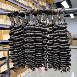 Cabello humano vietnamita con ondas profundas, sin trama, negro natural, suave y elástico, para trenzas y peinados bohemios. - Product Image 1