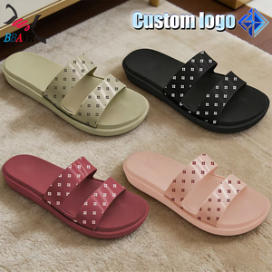 Sandalias de Playa Modernas con Diseño Personalizado y Tiras de Goma 3D - Product Image 1
