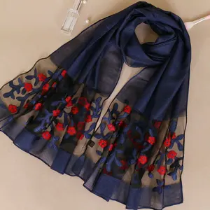 New Fashion Trend Winter Sweet Summer Lady Muslim Silk Scarf Embroidery Flower Lace Scarf Muslim Silk Scarf