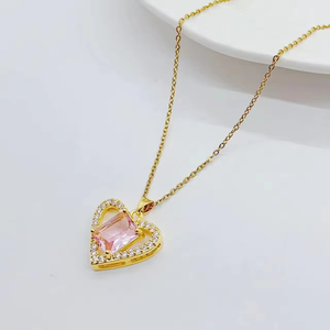 Collar de Zirconia con Corazón de Alta Gama 2025, Collar de Acero Inoxidable Chapado en Oro de 18k para Mujer - Product Image 3