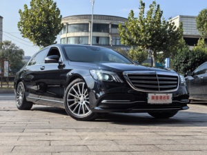 El 2019 Mercedes-Ben-z S320L, un sedán de lujo, se vuelve izquierdo a negro - Product Image 3