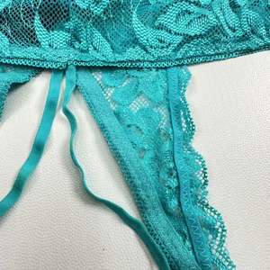 大きいサイズ レディース セクシー エロティック 単色 レース ランジェリーセット ブラ＆ショーツ 調節可能ストラップ ノンワイヤースチールリング - Product Image 4