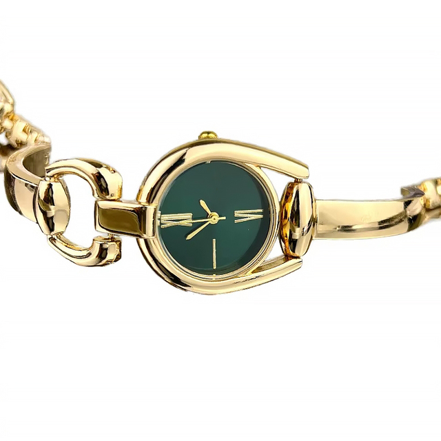High-End Vintage Button Bracelet Watch for Women Luxury Casual Fashion Quartz Watch Glass Dial Pointer Hands 9mm Alloy Stock