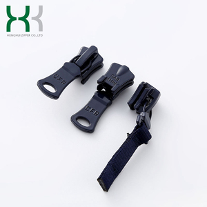 Usine en gros sans nickel No.5 derlin boucle coulissante à verrouillage automatique <span class=keywords><strong>curseur</strong></span> à glissière en métal pour vêtements de protection contre le feu - Product Image 1