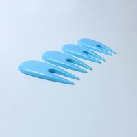 Accessoires de golf : Fourche à divots en plastique polyvalente avec marqueur de balle