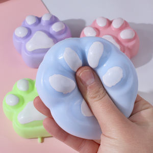 Jouet en gros créatif et original en EVA en forme de patte de chat, doux et adorable, jouet de décompression pour enfants de 5 à 7 ans, jouet en plastique unisexe - Product Image 2