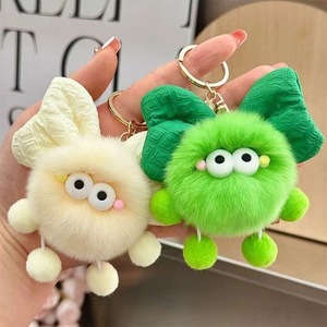 Porte-clés dessin animé mignon doux boule de fausse fourrure voiture porte-clés <span class=keywords><strong>pompon</strong></span> porte-clés femmes sac pendentif moelleux peluche pelucheux arc poupées porte-clés - Product Image 1