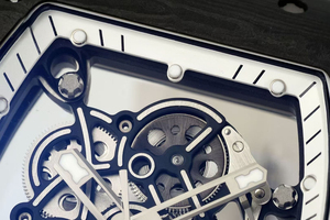 Nuevo Reloj de Lujo para Hombre con Diseño de Esqueleto de Alta Gama, Caja de Fibra de Carbono Negra y Correa de Goma, Reloj Mecánico - Product Image 6