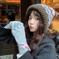 Chapeau balaclava rayé en tricot pour femme, double usage comme bonnet ou cache-oreilles, chaud et résistant au froid, en spandex/polyester